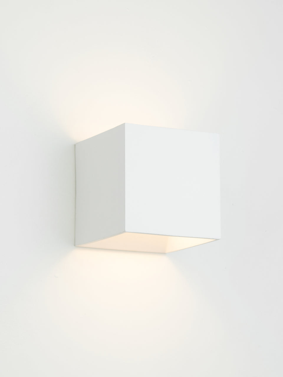 Cromia wall lamp